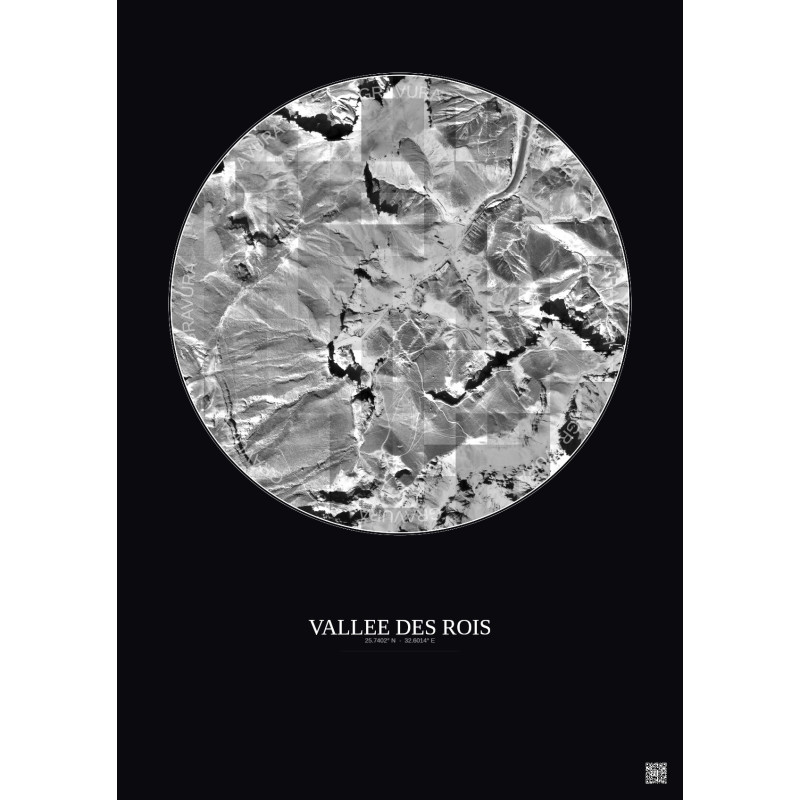 Affiche Vallee Des Rois – Poster vue satellite 0.5km N&B | Gravura – Fond foncé