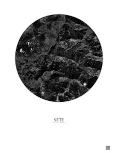 Affiche Sete – Poster vue satellite 10km N&B | Gravura – Fond clair