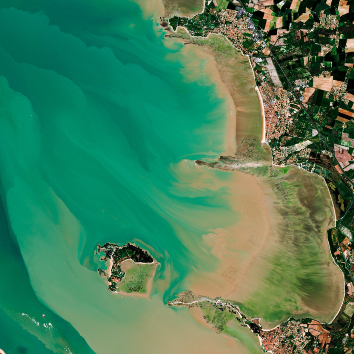 Île d'Aix — Satellite Photography Poster · Gravura